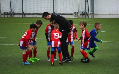Sport à l&rsquo;école : de l&rsquo;ambition olympique à la réalité républicaine